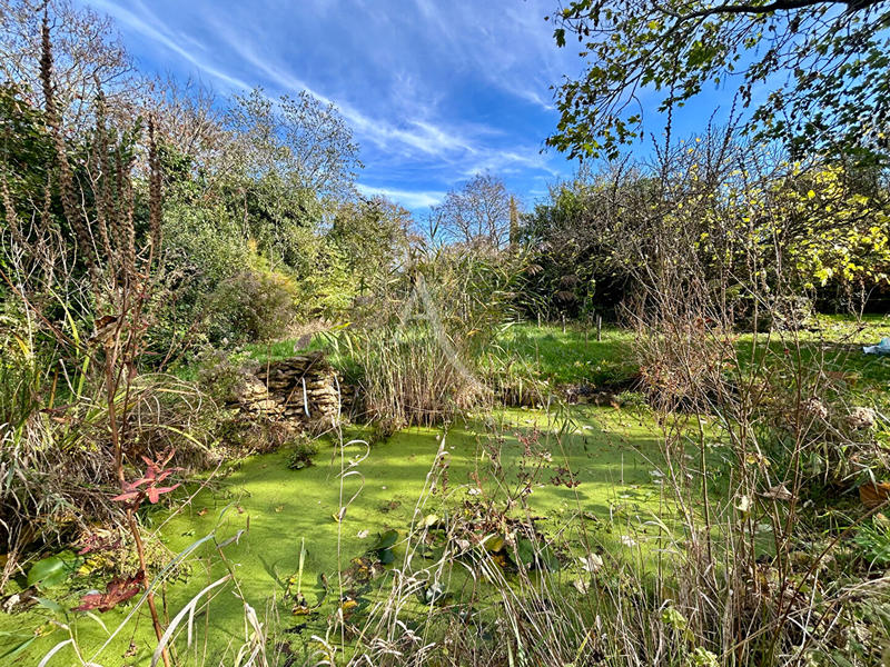 Maison - 229 m² - 9 pièces