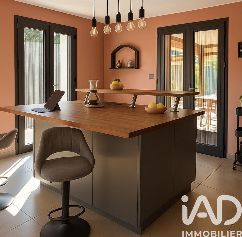 Maison - 122 m² - 5 pièces