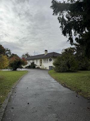 Maison traditionnelle - 146 m² - 6 pièces