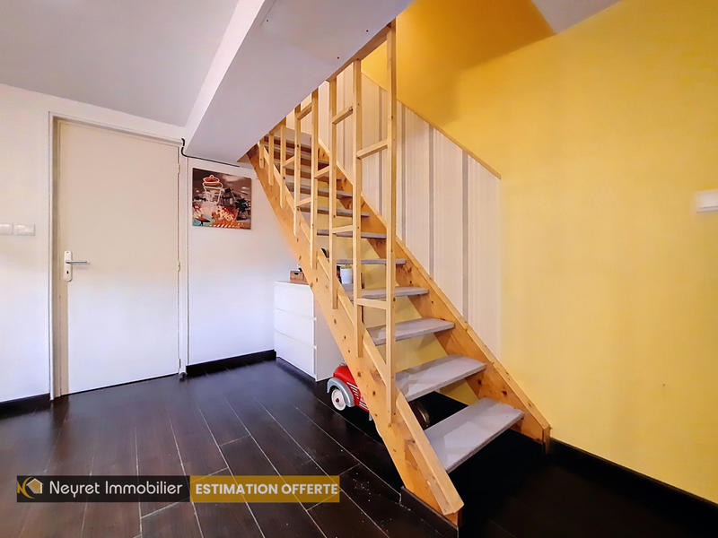 Maison - 137 m² - 7 pièces
