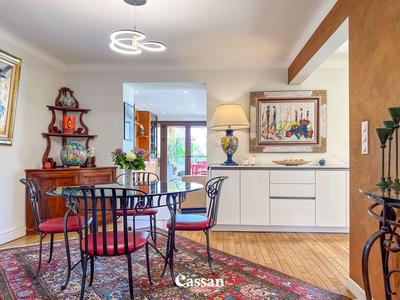 Maison contemporaine - 194 m² - 7 pièces