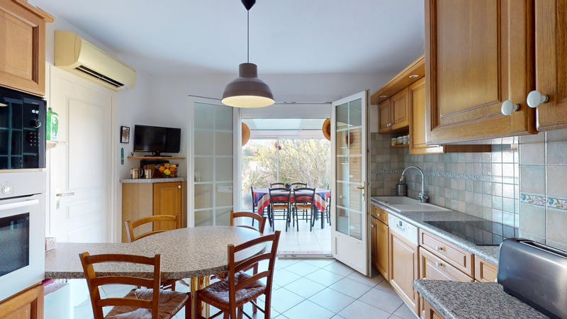 Maison - 140 m² - 4 pièces