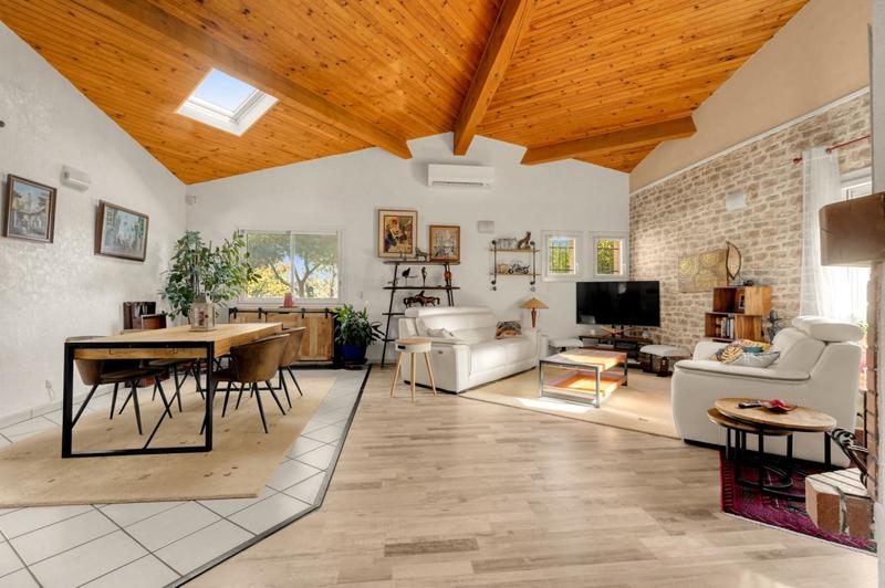 Maison - 195 m² - 7 pièces