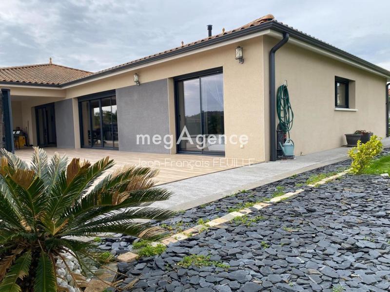 Maison - 183 m² - 6 pièces