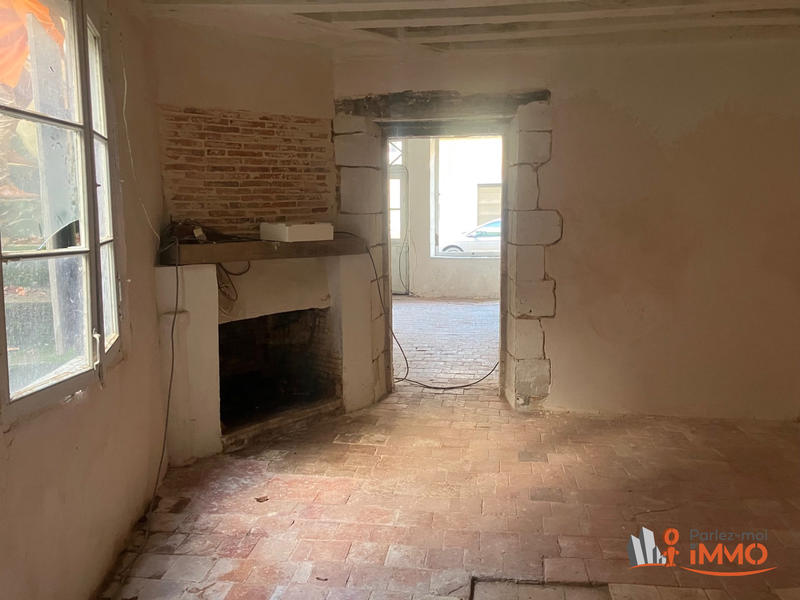 Maison - 220 m² - 9 pièces