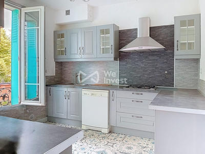 Maison - 101 m² - 6 pièces