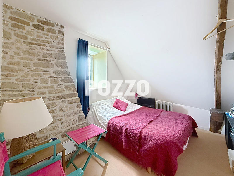 Maison - 210 m² - 8 pièces