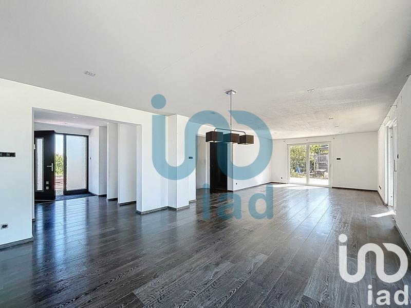 Maison - 174 m² - 7 pièces