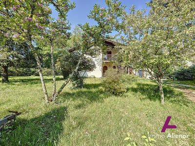 Maison - 130 m² - 4 pièces