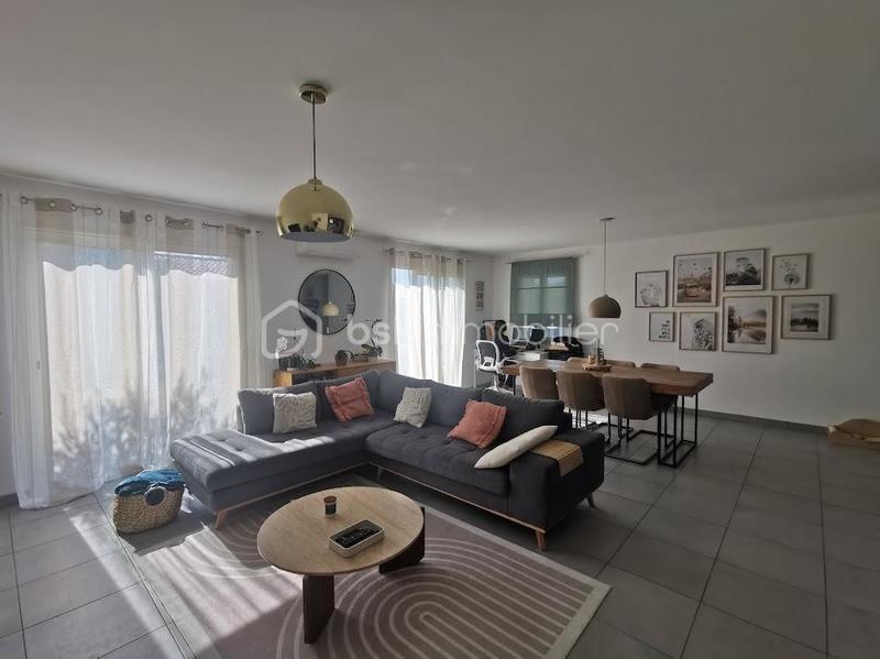 Maison traditionnelle - 97 m² - 4 pièces