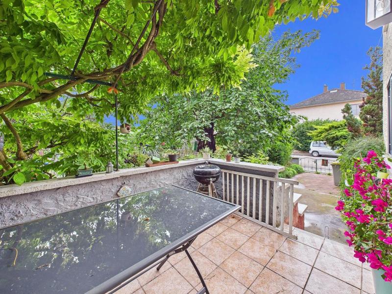 Pavillon - 90 m² - 4 pièces