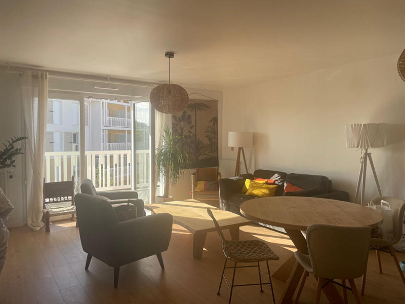 Appartement - 92 m² - 4 pièces