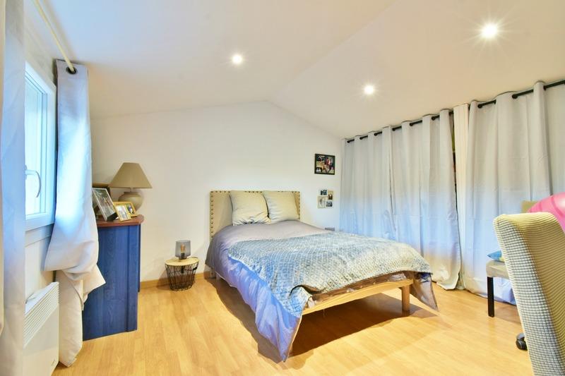 Villa - 141 m² - 5 pièces