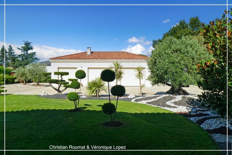 Maison - 207 m² - 5 pièces