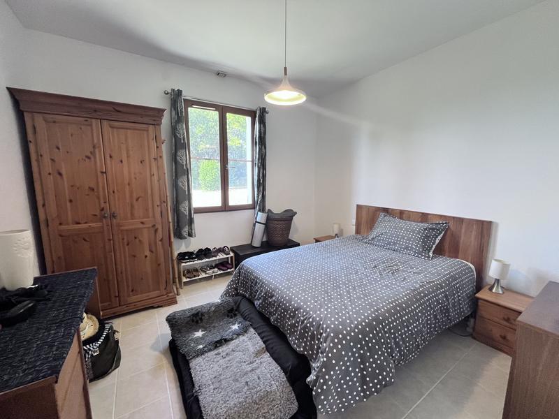 Maison traditionnelle - 143 m² - 8 pièces