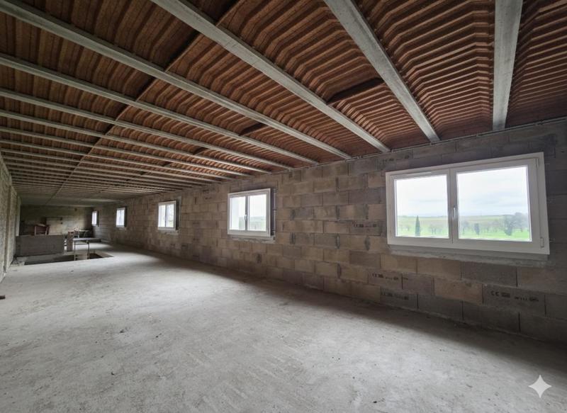 Corps de ferme - 486 m² - 10 pièces