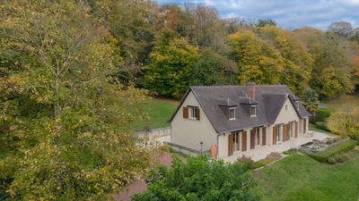 Maison - 220 m² - 7 pièces