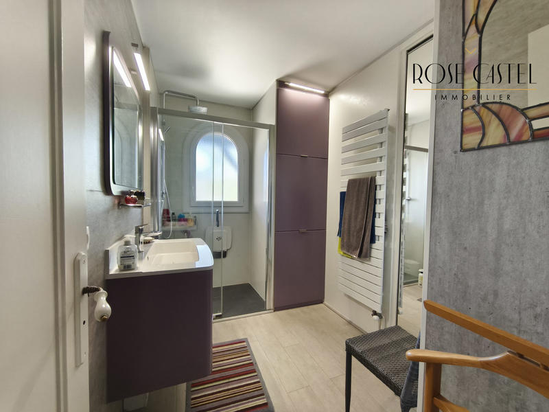 Maison - 158 m² - 8 pièces