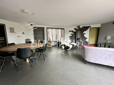 Appartement - 161 m² - 5 pièces