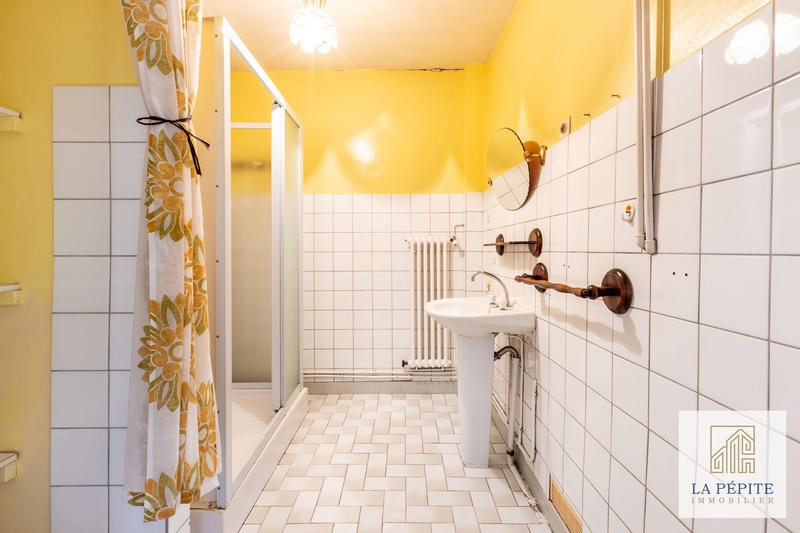 Maison - 104 m² - 4 pièces