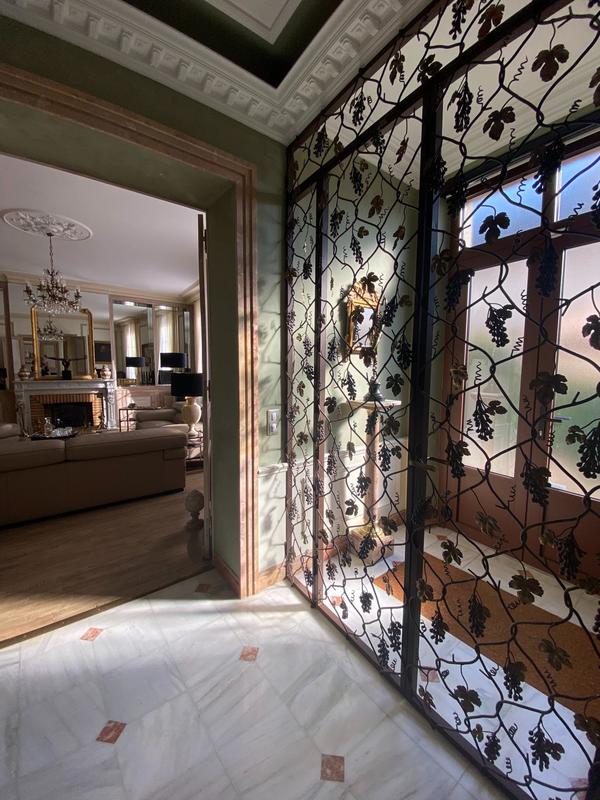 Maison - 340 m² - 12 pièces