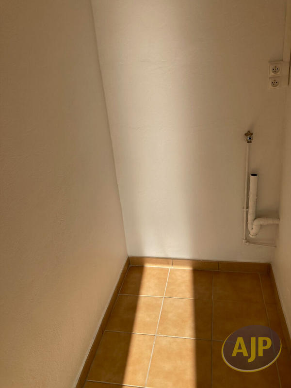 Maison - 65 m² - 3 pièces