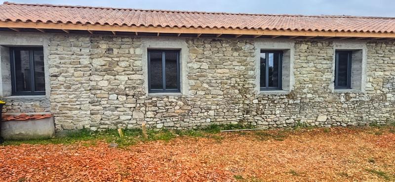 Maison - 240 m² - 7 pièces