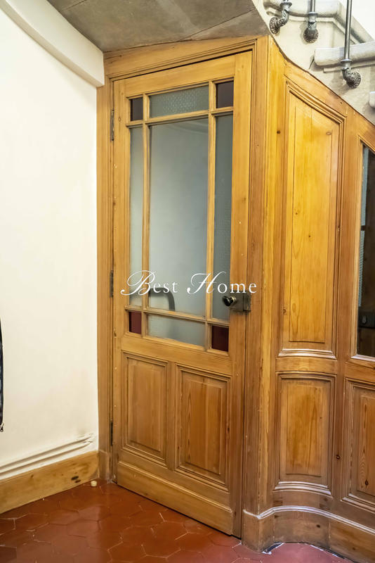 Maison - 245 m² - 8 pièces