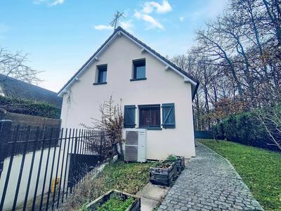 Maison - 107 m² - 7 pièces