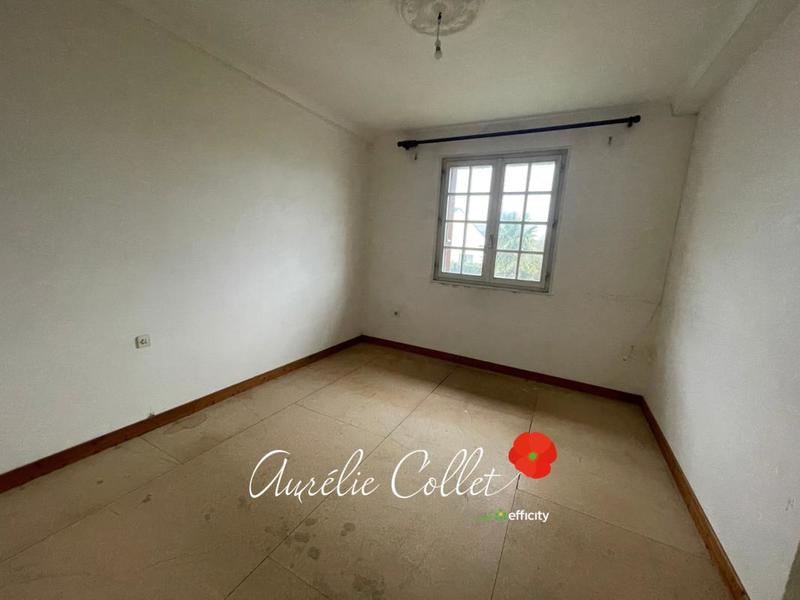 Maison - 98 m² - 4 pièces