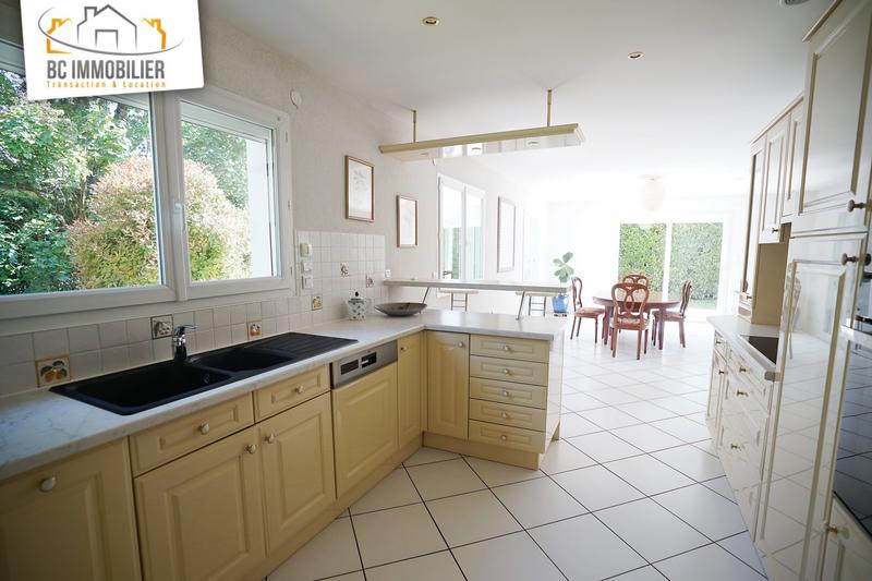 Maison - 144 m² - 6 pièces