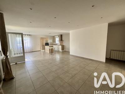 Maison - 300 m² - 11 pièces