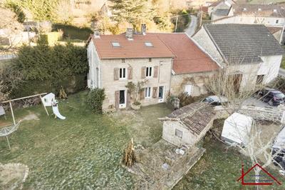 Maison ancienne - 90 m² - 5 pièces