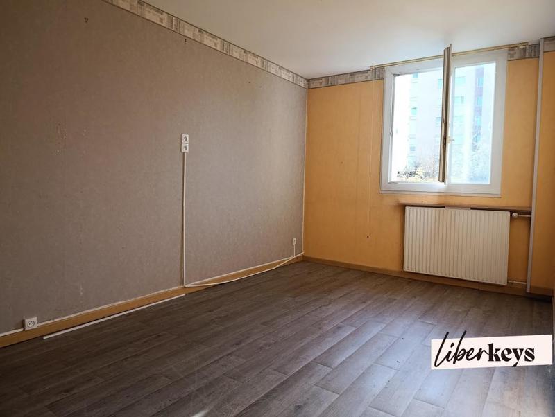 Appartement - 100 m² - 5 pièces