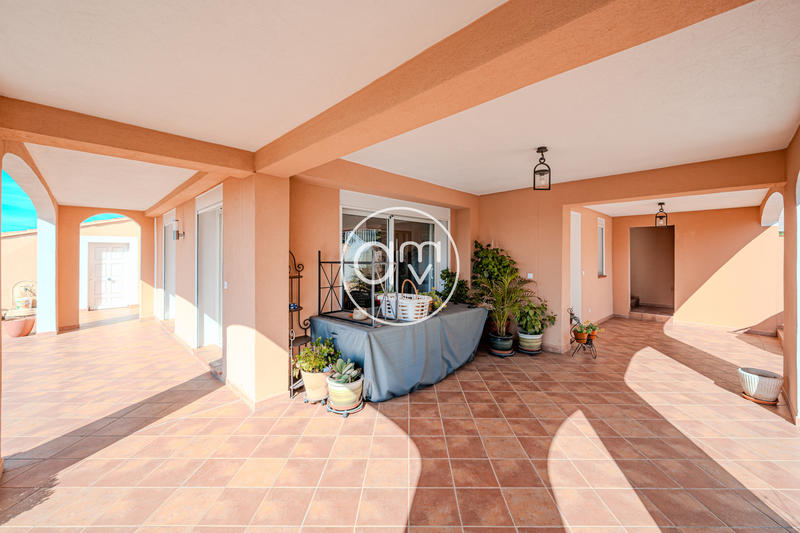 Maison - 148 m² - 6 pièces