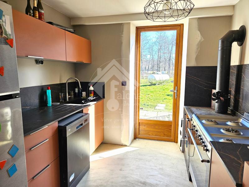 Maison - 120 m² - 4 pièces