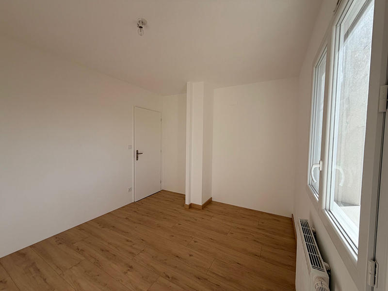 Maison - 99 m² - 4 pièces