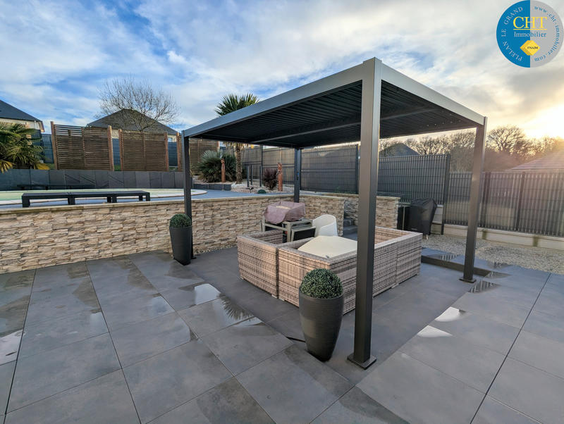 Maison - 110 m² - 5 pièces