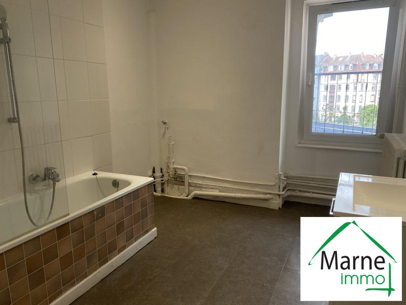 Appartement - 95 m² - 5 pièces