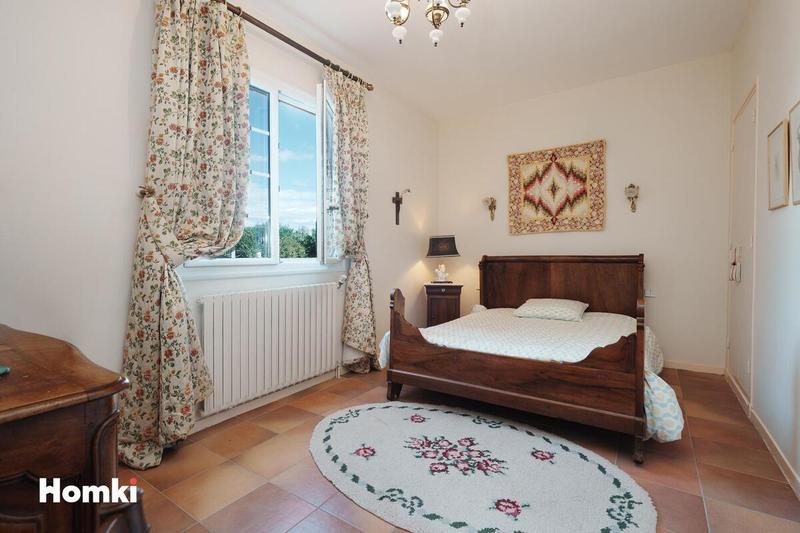 Villa - 290 m² - 6 pièces