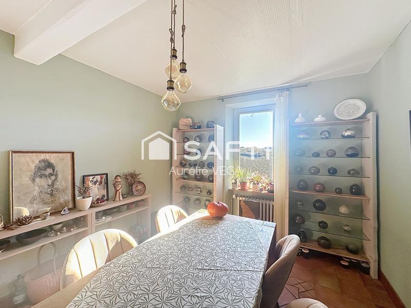 Maison - 308 m² - 12 pièces