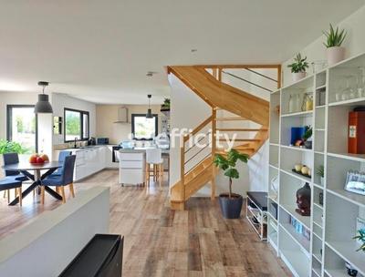 Maison - 126 m² - 6 pièces