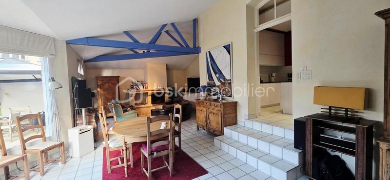Maison en pierre - 170 m² - 7 pièces