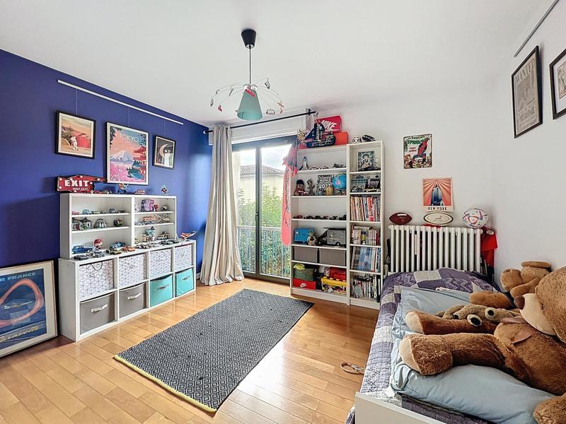 Maison - 186 m² - 7 pièces