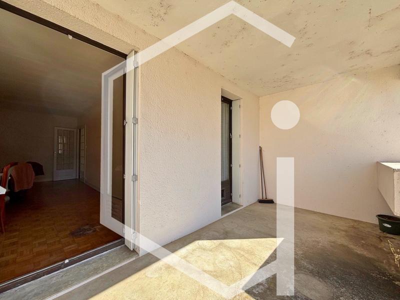 Appartement - 100 m² - 4 pièces