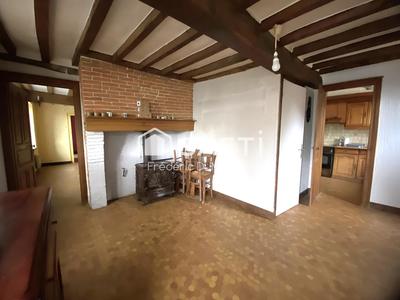 Maison - 85 m² - 6 pièces