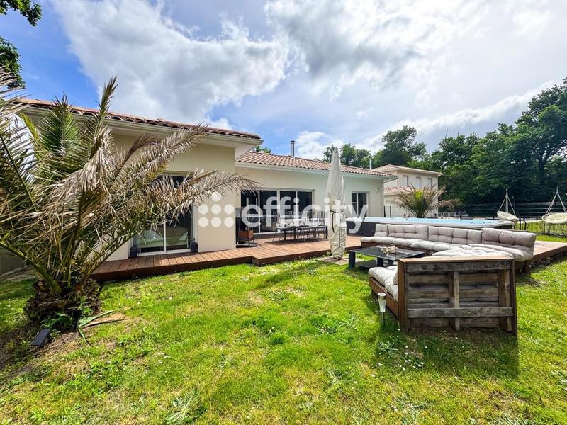 Maison - 112 m² - 4 pièces