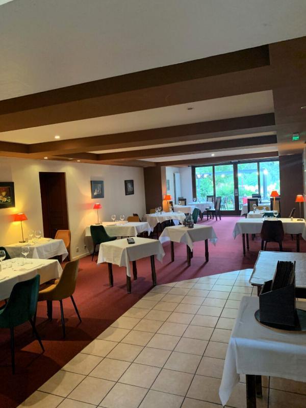 Hôtel particulier - 2 000 m² - 30 pièces