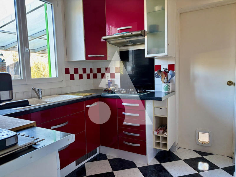 Maison - 137 m² - 6 pièces