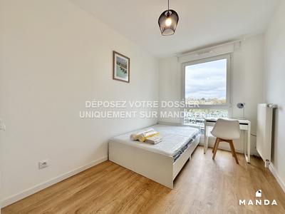 Chambre - 10 m² - 4 pièces